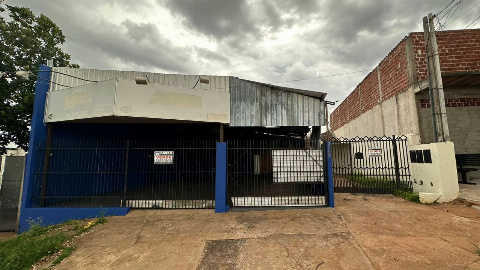 Casa para Venda em Maringá - PR, Jd Guairaca