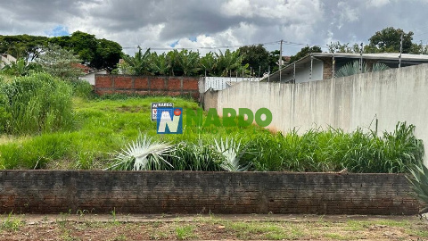 TERRENOS, Rua Maurício Donaldo Girardello