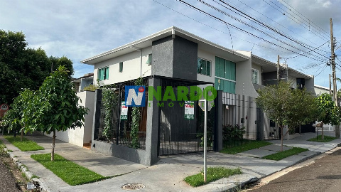 Sobrado para Venda em Maringá - PR, Jd Monte Carlo