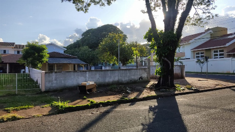 Terreno Comercial para Venda em Maringá - PR, Zona 08