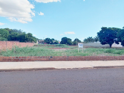 TERRENOS, Rua Pioneiro Yldefonso Nogueira de Campos