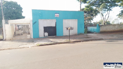 Terreno Comercial para Venda em Maringá - PR, Zona 06