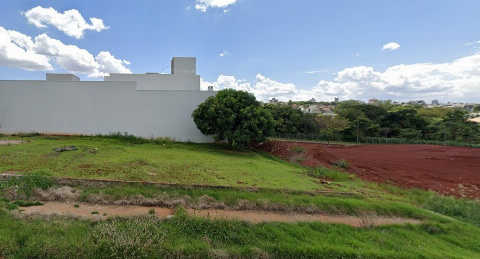 TERRENOS, Rua Pioneiro Carlos João Basso
