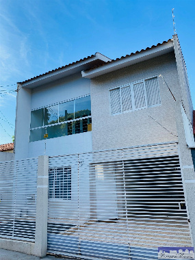Sobrado para Venda em Maringá - PR, Jd São Francisco