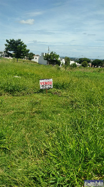 TERRENOS, Rua Henoch Vieira de Quental