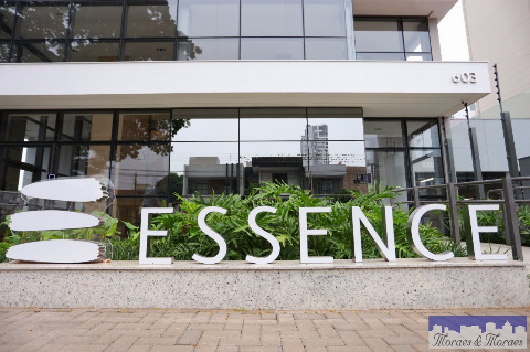 Apartamento para Venda em Maringá - PR, Zona 03