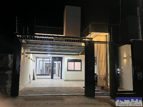 Casa para Venda em Maringá - PR, Jd Iguaçu