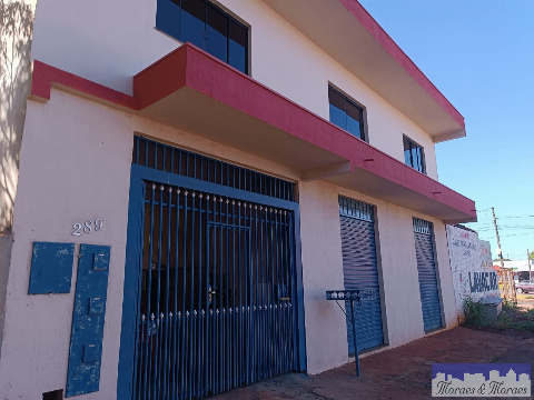 Sobrado para Venda em Sarandi - PR, Jd Cometa