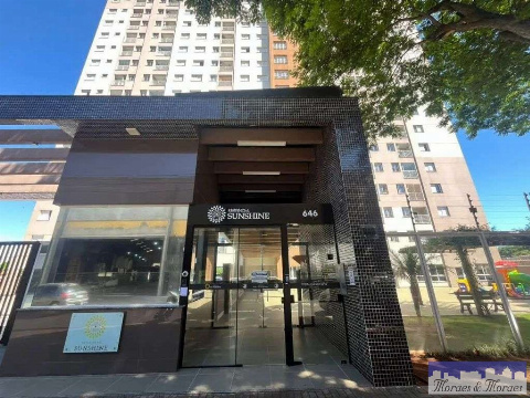 Apartamento para Venda em Maringá - PR, Zona 06
