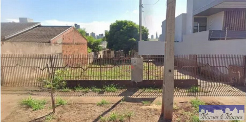 Terreno para Venda em Maringá - PR, Zona 04