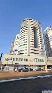 Apartamento para Venda em Maringá - PR, Zona 07