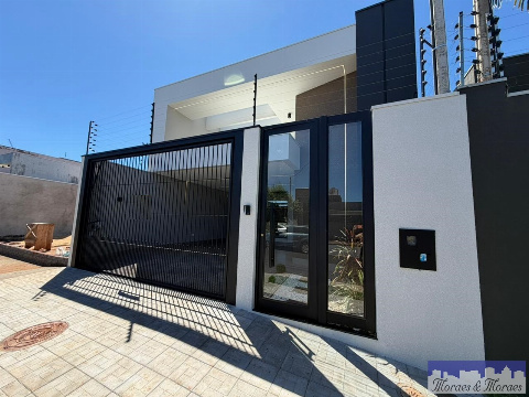 Casa para Venda em Maringá - PR, Jd Muníque