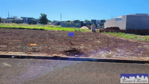 Terreno para Venda em Maringá - PR, Bom Jd