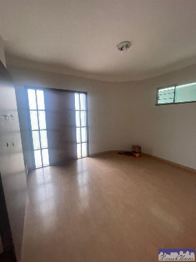 Casa para Venda em Maringá - PR, Zona 06