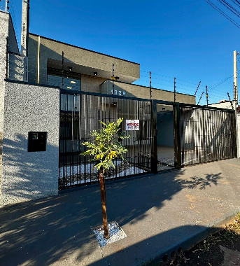 Casa para Venda em Sarandi - PR, Jd Rio de Janeiro