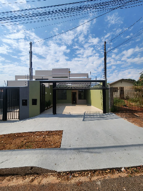 Casa para Venda em Maringá - PR, Cj João de Barro Itaparica