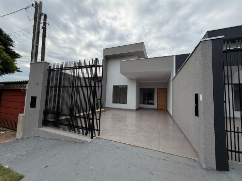 Casa para Venda em Maringá - PR, Cj Hab Requiao