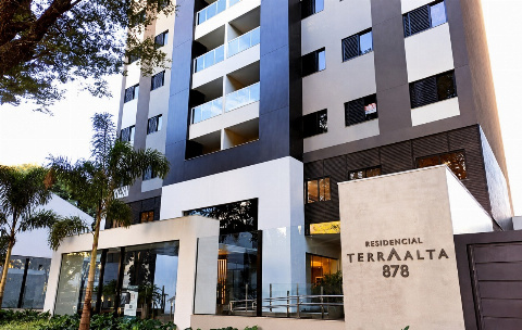 Apartamento para Venda em Maringá - PR, Zona 07