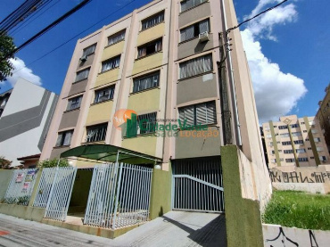Apartamento para Venda em Maringá - PR, Zona 07