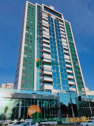 Apartamento para Venda em Maringá - PR, Zona 03