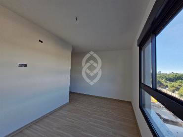 Apartamento para Venda em Maringá - PR, Zona 08
