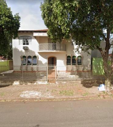Casa para Venda em Cianorte - PR, Zona 02