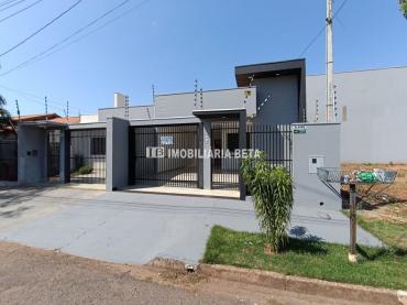 CASAS, RUA ELIAS VIVIANE