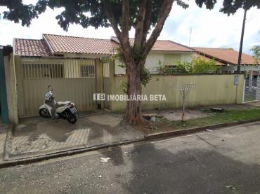 Casa para Venda em Cianorte - PR, Zona 04