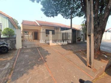 Casa para Venda em Cianorte - PR, Zona 04