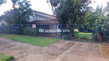 Casa para Venda em Cianorte - PR, Zona 02