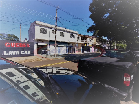 SALAS EM EDIFÍCIOS, Avenida São Domingos