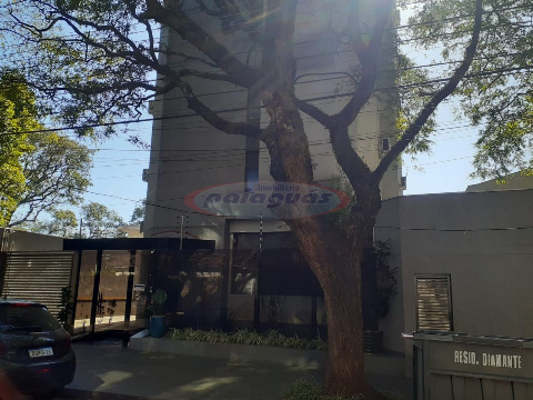 Apartamento para Venda em Maringá - PR, Zona 07