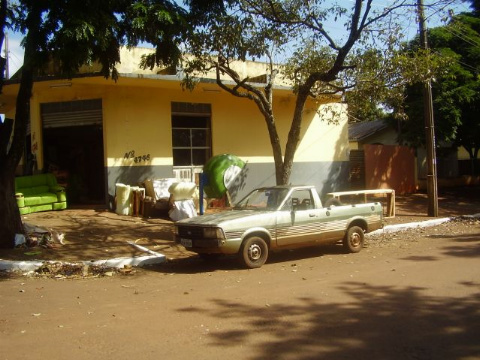 Salão Comercial para Venda em Maringá - PR, Bom Jd