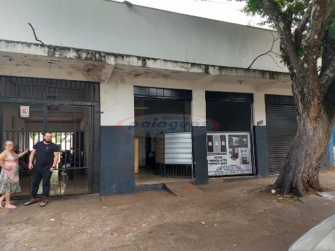 Salão Comercial para Venda em Maringá - PR, Jd São Francisco