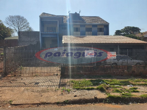 Sobrado para Venda em Maringá - PR, Jd dos Pássaros