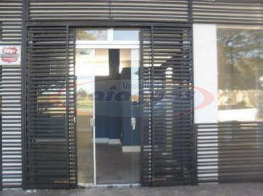 Salão Comercial para Locação em Maringá - PR, Zona 08