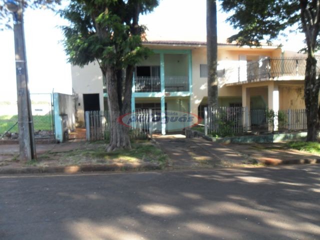 SOBRADOS, Rua dos Pinheiros