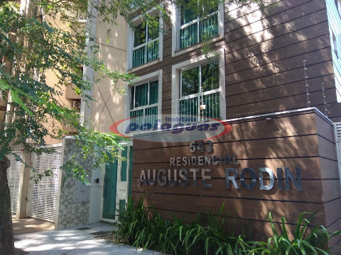 Apartamento para Venda em Maringá - PR, Zona 07