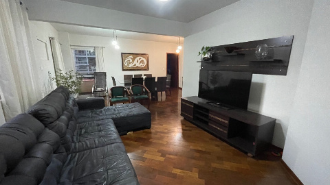 Apartamento para Venda em Maringá - PR, Zona 07