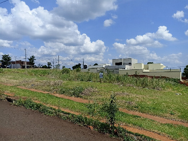Terreno Comercial para Venda em Maringá - PR, Jd Europa