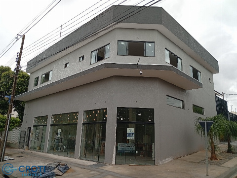 SOBRELOJAS, Rua Esmeralda