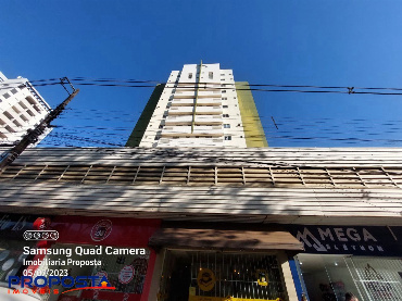 Apartamento para Venda em Maringá - PR, Zona 07
