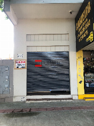 LOJAS, Avenida Cerro Azul