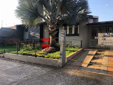 Casa para Locação em Maringá - PR, Zona 03