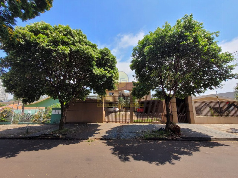 APARTAMENTOS, Rua Antônio Octávio Scramim