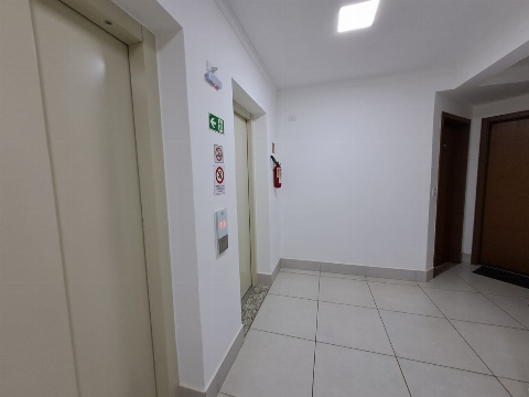 APARTAMENTOS, Rua 10 de Maio