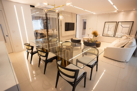 APARTAMENTOS, Rua Arthur Thomas