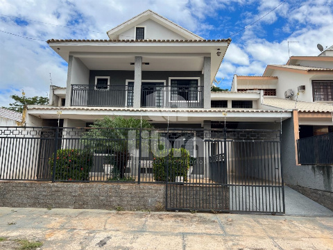 IMÓVEL A BEIRA DE RIO E LAGO, Rua Dourado