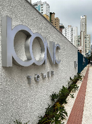 Apartamento para Venda em Balneário Camboriú - SC, Centro