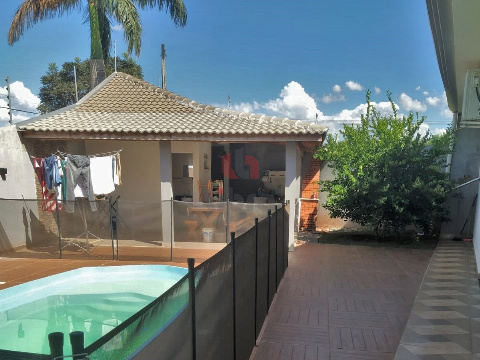 TERRENOS, Praça Brasil